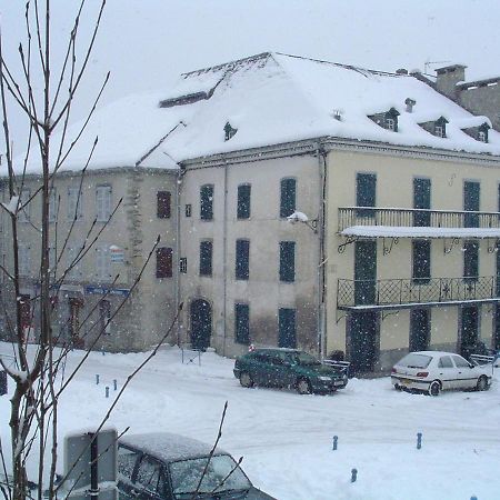 Апартаменти Marie Maxi 2 Adultes Et 2 Enfants - Linge Toilette Et Literie Et Menage Inclus Dans Le Tarif Ларенс Екстер'єр фото