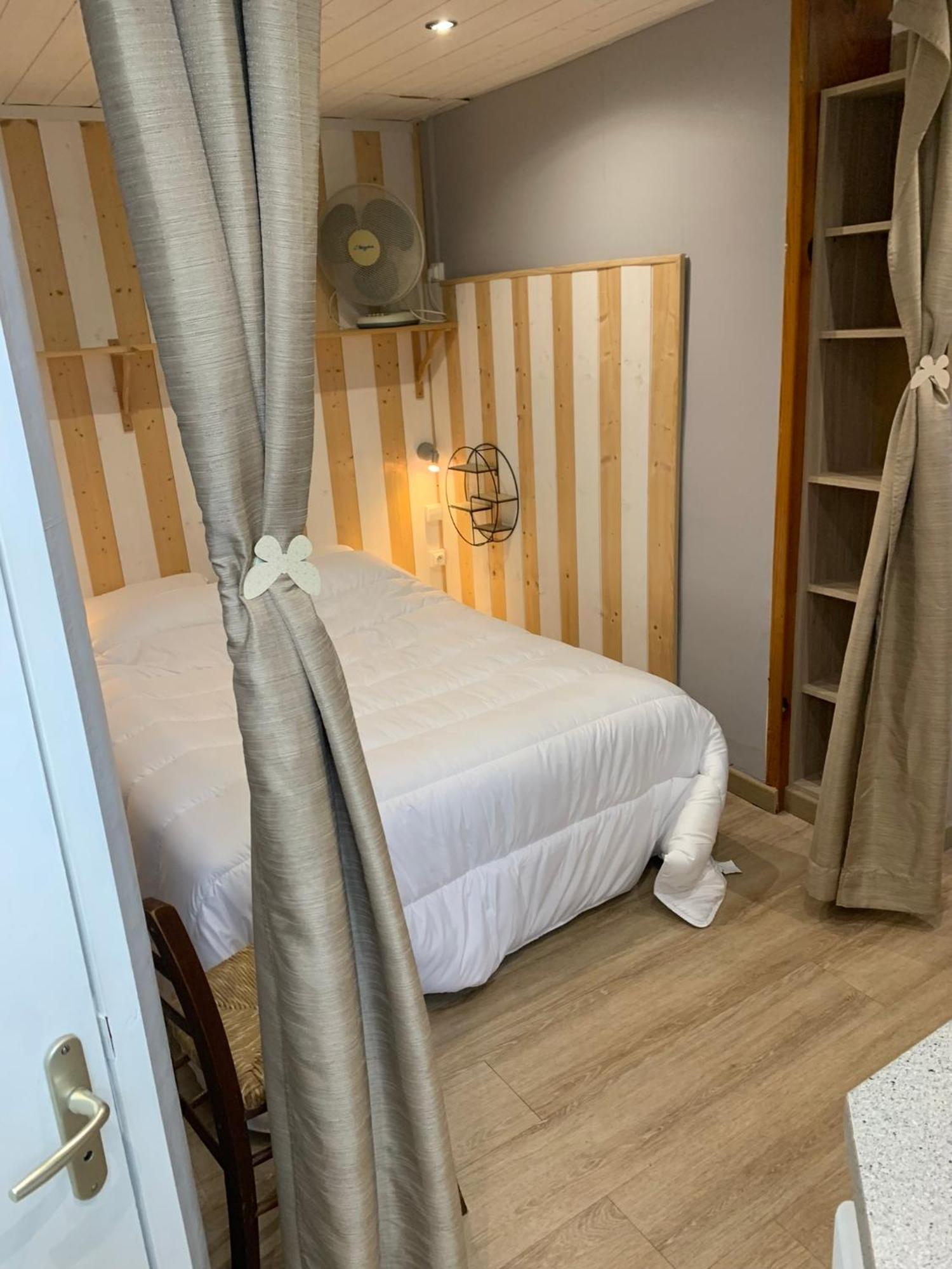 Апартаменти Marie Maxi 2 Adultes Et 2 Enfants - Linge Toilette Et Literie Et Menage Inclus Dans Le Tarif Ларенс Екстер'єр фото